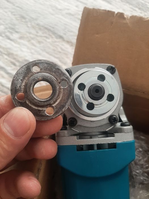 Продам новую болгарку