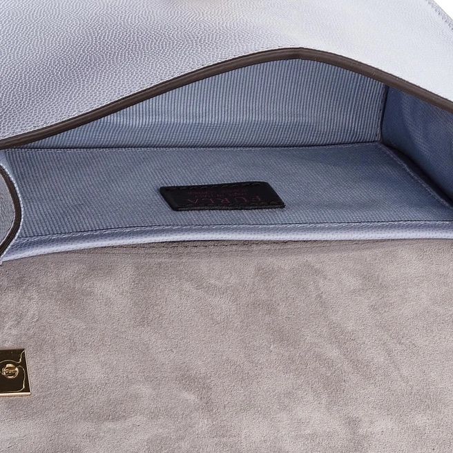 FURLA crossbody модел MIMI чанта от естествена кожа в свело син цвят