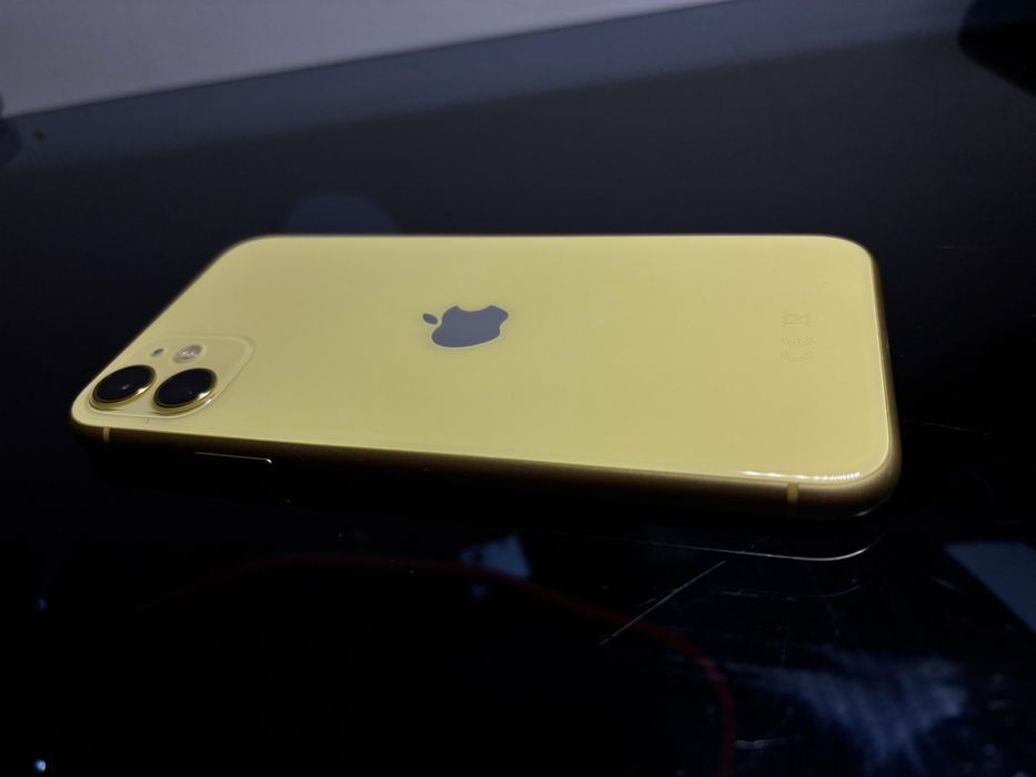 Обменяю  Iphone 11 в хорешем состояние