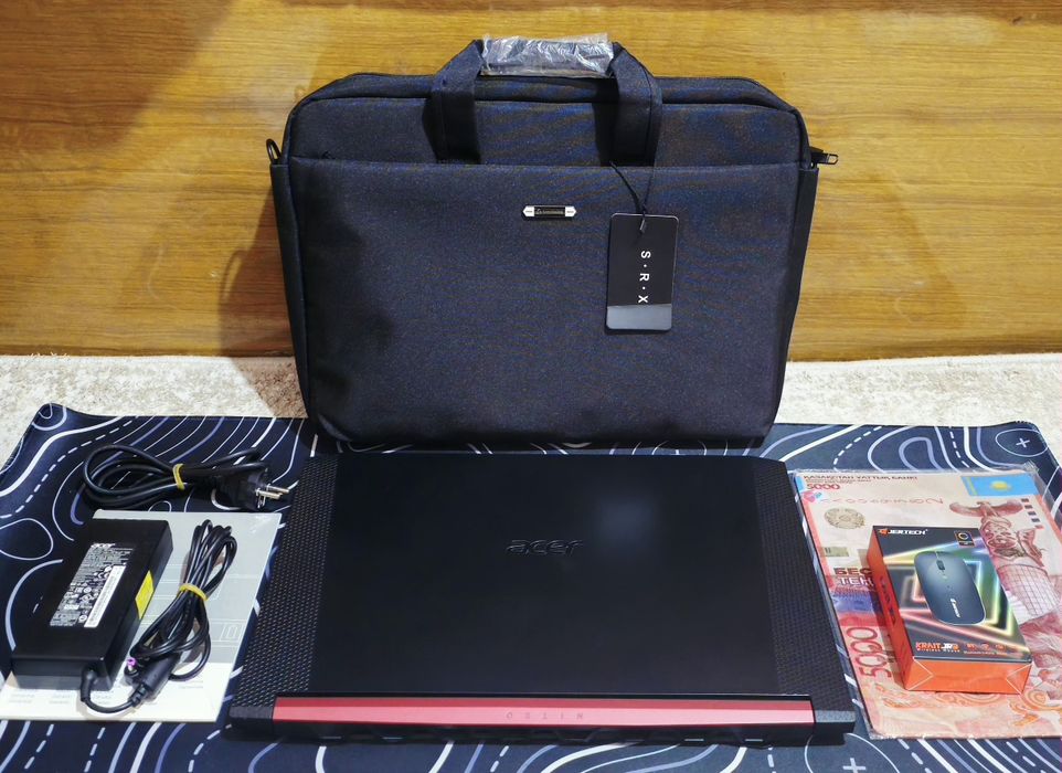 Acer Nitro 5 17 ssd512,ozu8 в отличном состаяний!
