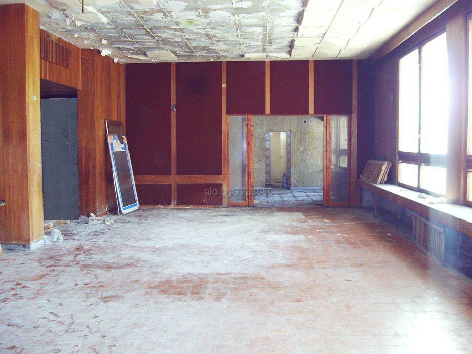 Хотелски комплекс 5100м2 на 20мин от София