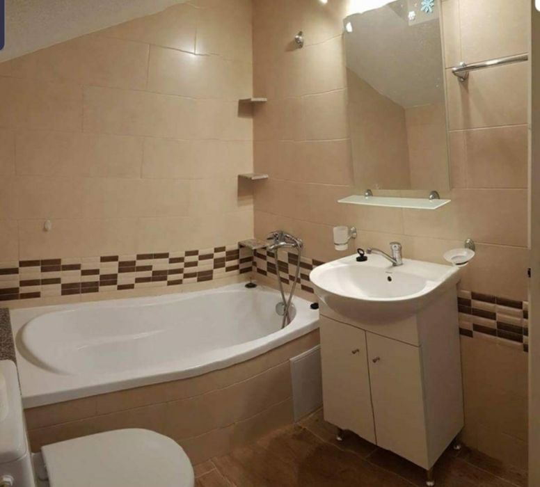 Apartament 2 dormitoare- De închiriat- zona centrala intretinerea incl