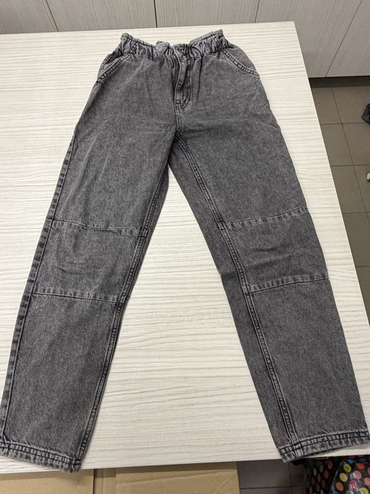 Pantaloni denim marimea 36