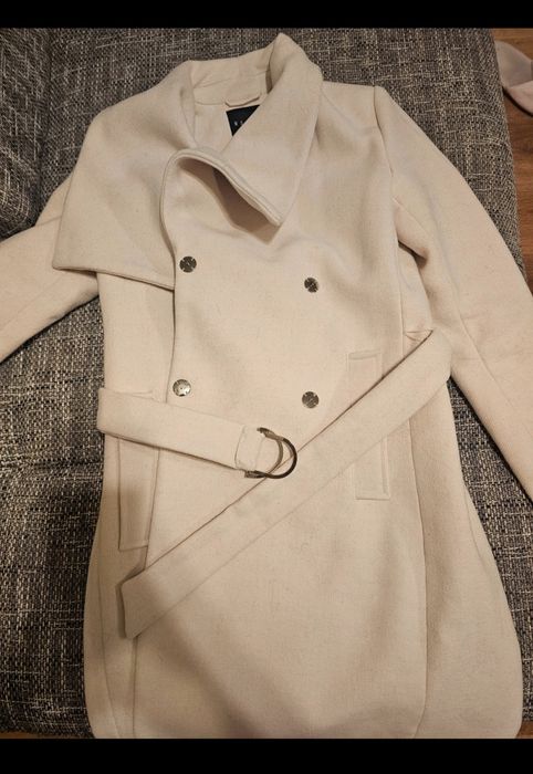 Palton de lana nou