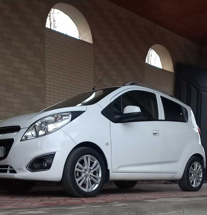 Minishga tayyor bez chiqib ajoyib Spark avtomobili sotuvda