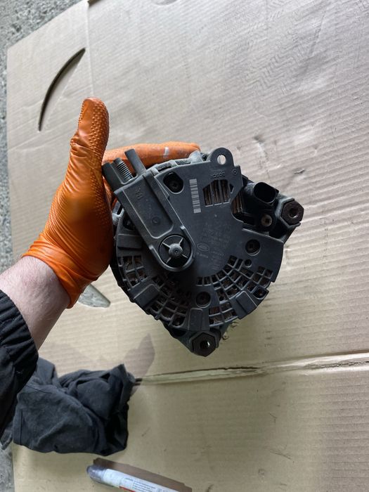 Alternator Range Rover Evoque 2.2 d EJ3210300AC an 2011-2018