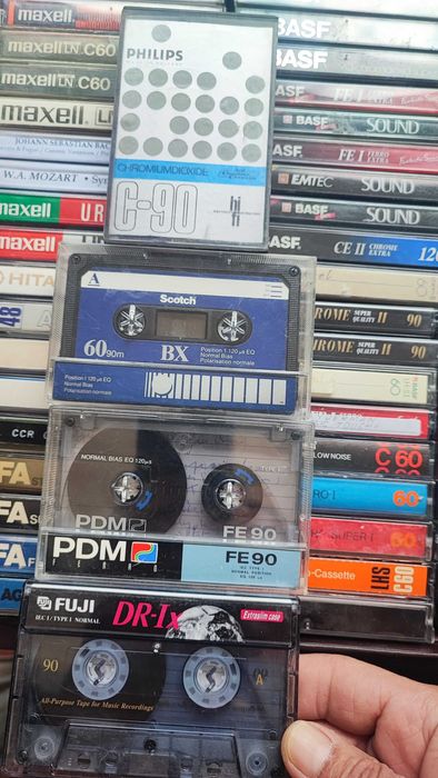 Аудио касети 80 броя