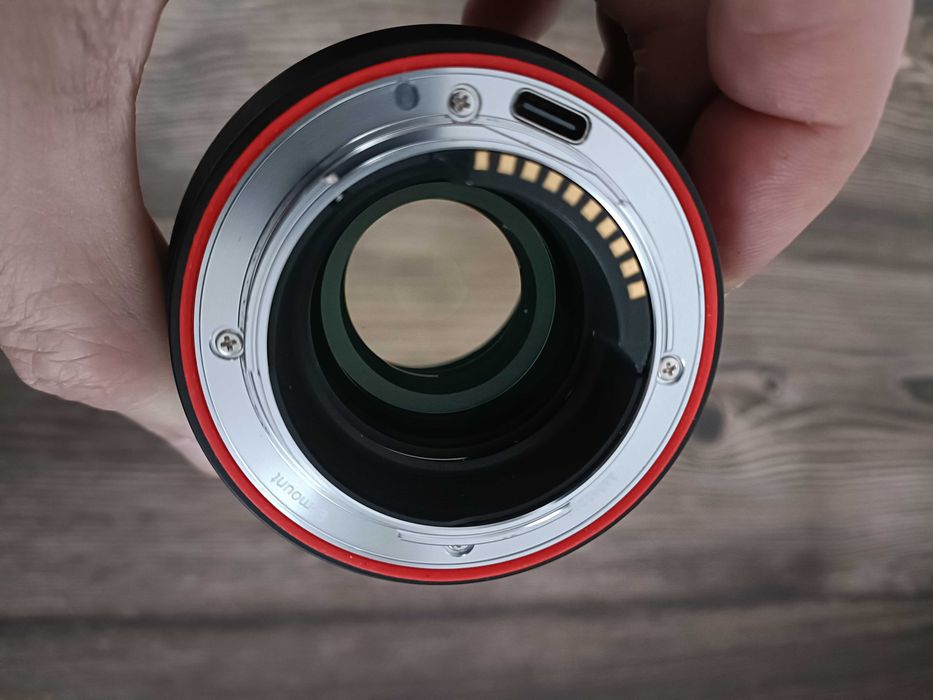 Meike 50mm  F 1.8 AF pentru Sony