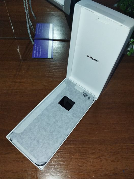 Продам samsung A17