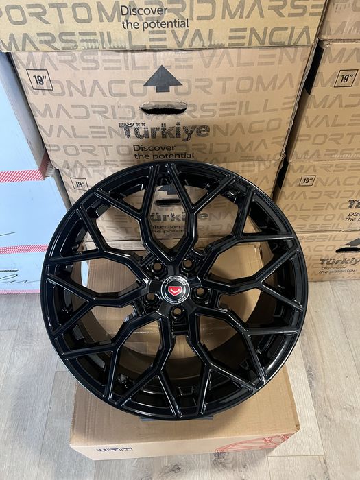 Jante noi R18 stil Vossen pentru Mercedes Audi Volkswagen Seat Skoda