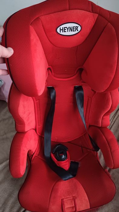 Детское автокресло