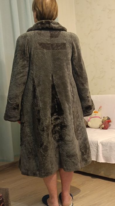 Продам шубу мутоновую