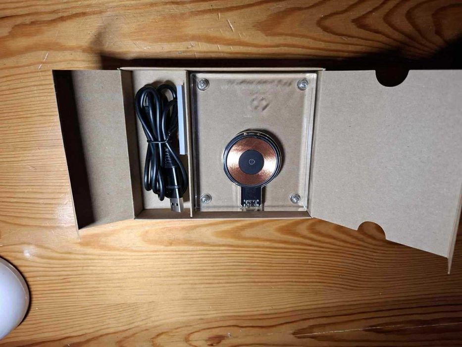 Зарядно устройство/ Wireless Charger REEVES-GINGCAST 15 Watt| 52602