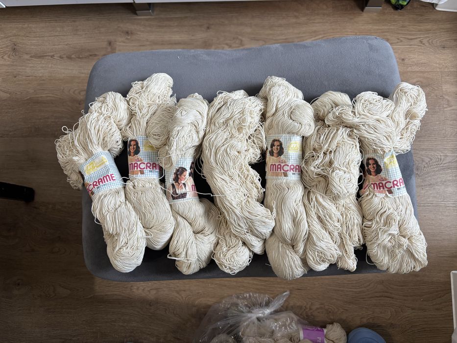 Конци за плетене макраме екрю, памучно тире, полиамидна коприна и др.