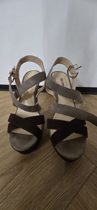 Босоножки, 37 размер