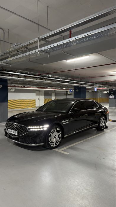 Genesis G90 2025