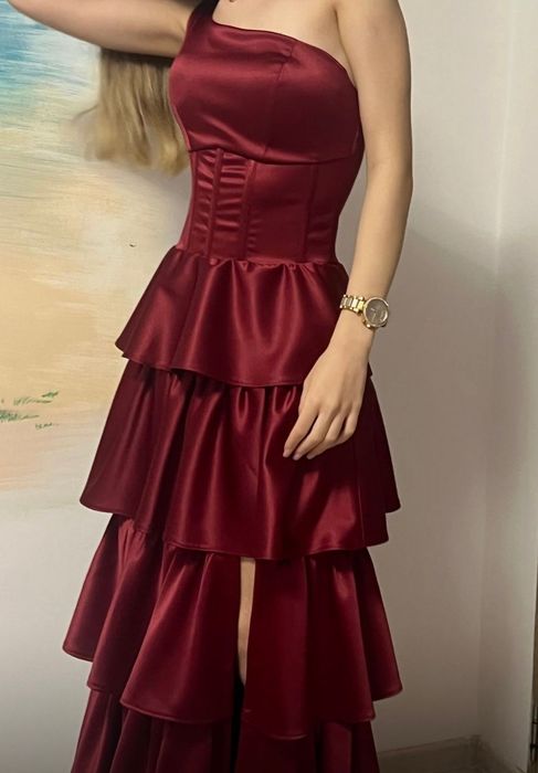 Rochie de ocazie,superba!