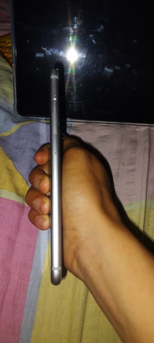 Vând sau schimb iPhone 6 plus