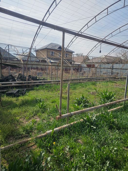 Продаю две теплицы