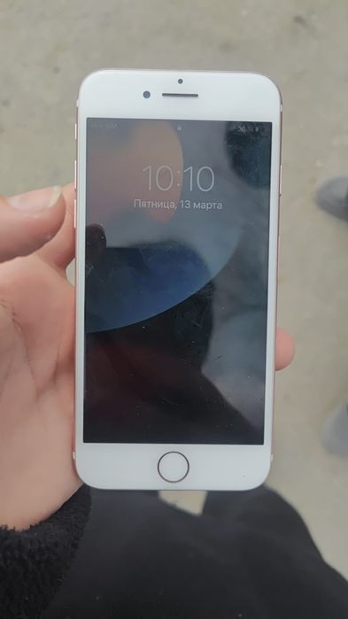 продам 7 айфон в хорошем состоянии
