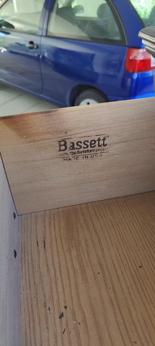 Американски скрин масив Bassett