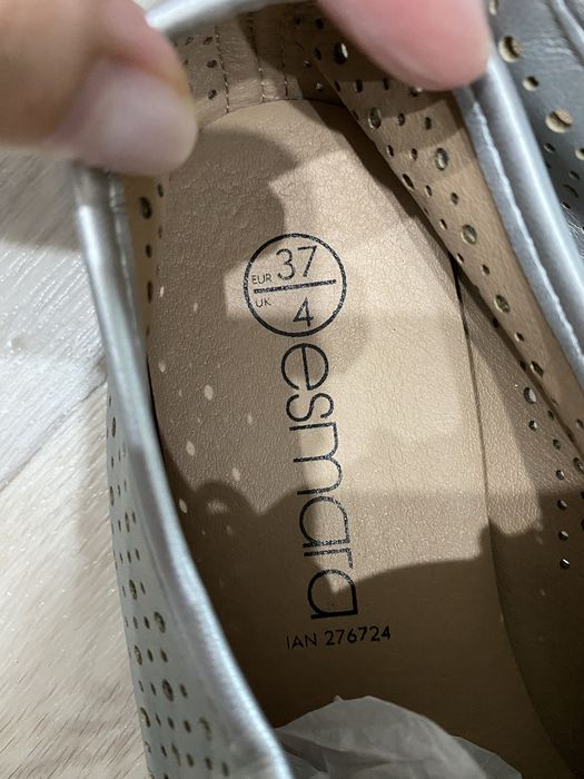 Новая обувь продам