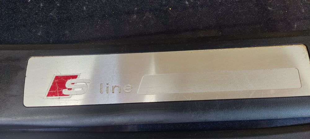 S Line лайсни за Audi A4 b7