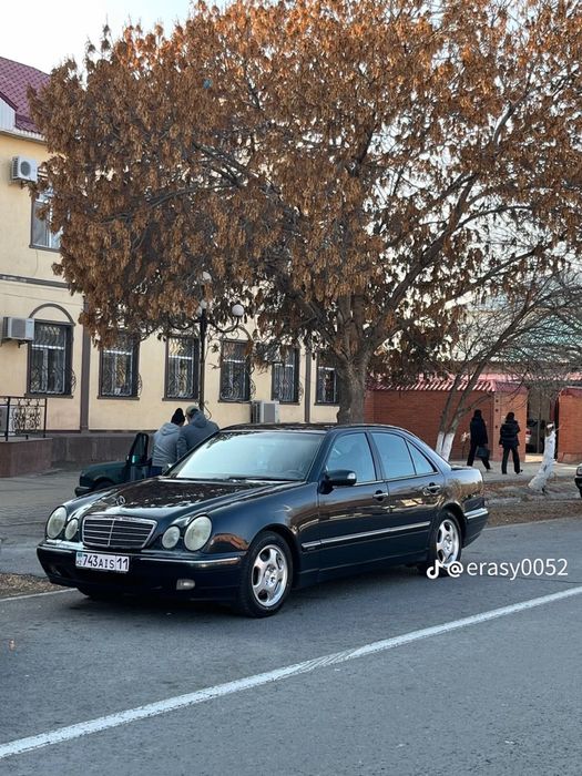 Mercedes bens 210