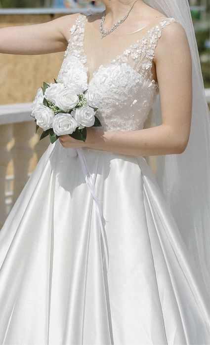 Платье свадебное
