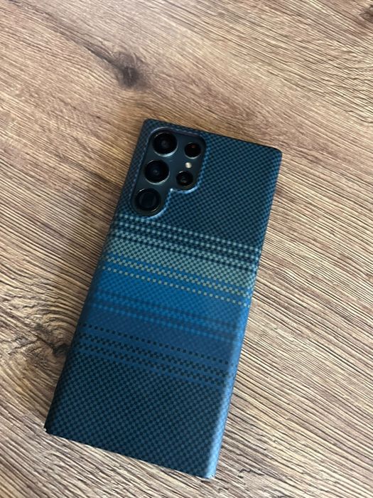 Продам Samsung s22 ultra