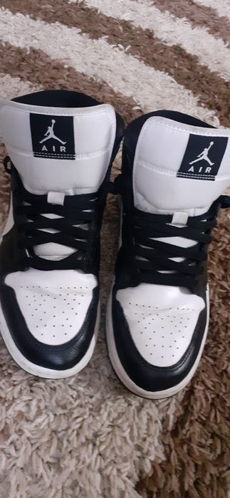 Jordan 1 mid  originali