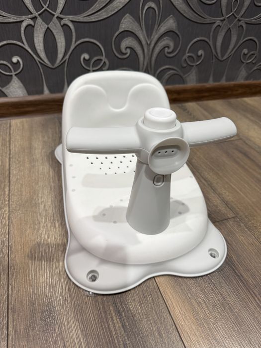 Продам сиденье для купания