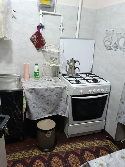 Продаётся 2 -ком. квартира в Чирчик, Троицк