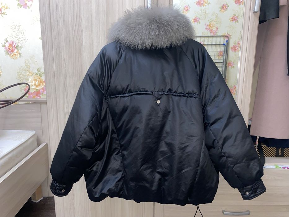 Куртка , пуховик на зиму