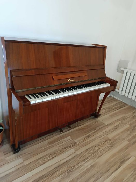 Пианино сатылады