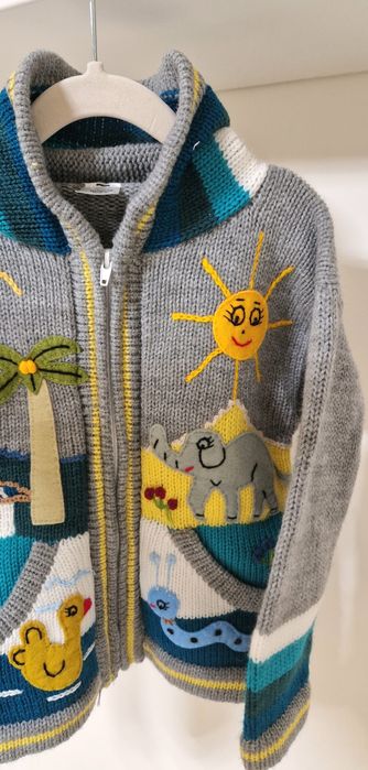 Детска жилетка, размер за две годишно детенце