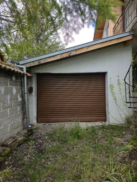 Продавам къща в с. Ясеново (Казанлък)