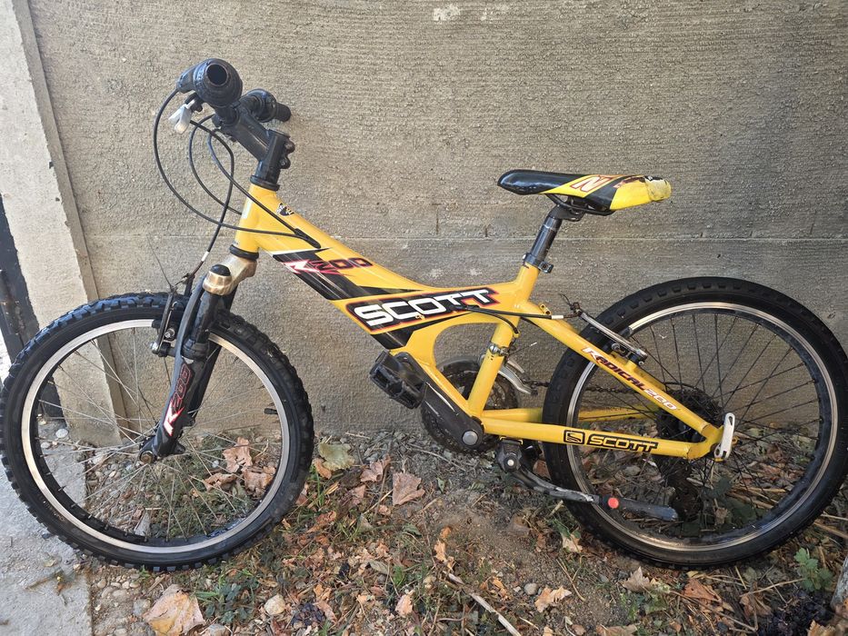 Bicicleta scott radical 200
