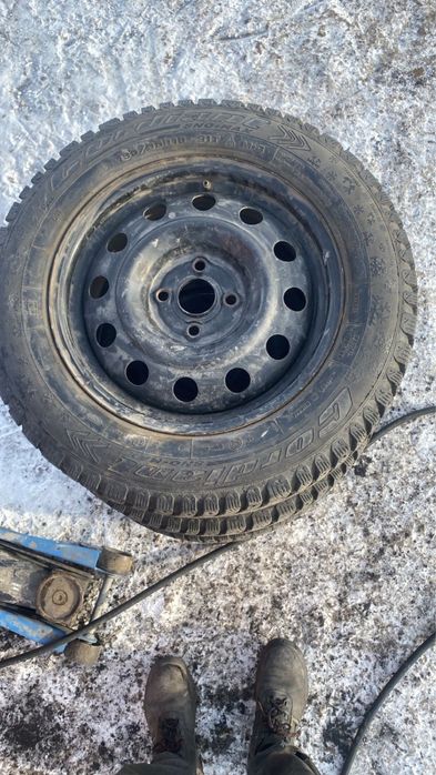 Продам зимнюю резину