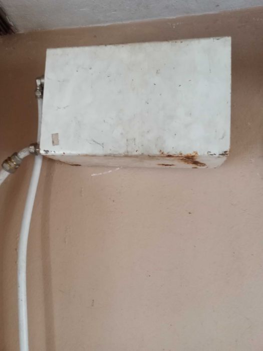 Камина с водна риза и помпа