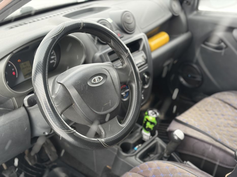 Лада Гранта 2012 г.в.