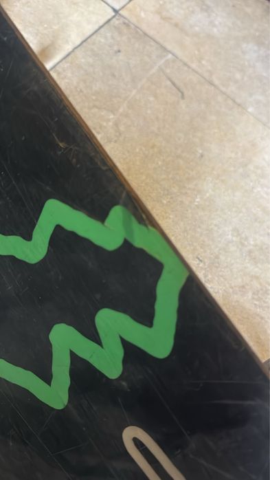 Сноуборд с креплениями