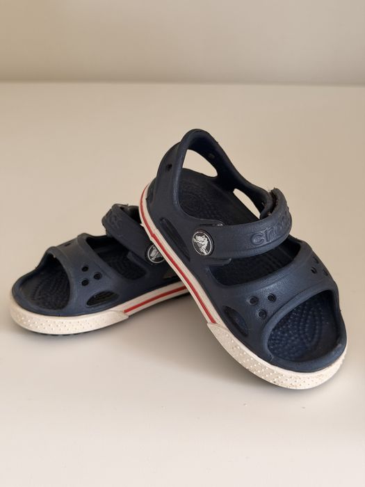 Сандали на crocs