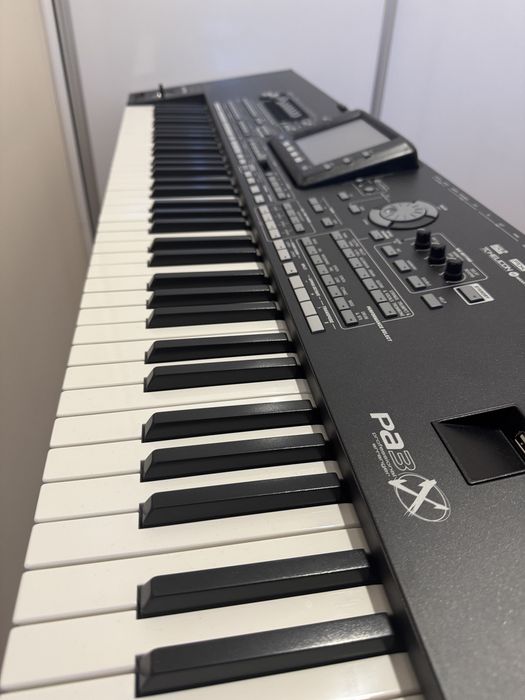 Korg Pa3x 256 Рам 76 клавиша