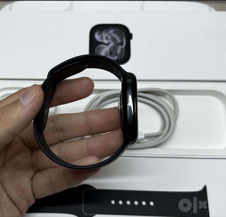 Apple Watch 11(46mm) Jet Black