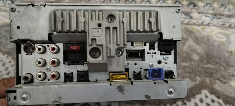 SROCHNO! Magnitafon pioneer ORIGINAL sotiladi