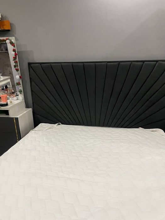 Продам две двуспальные кровати