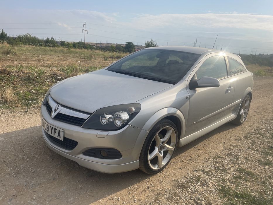 Dezmembrez opel astra h gtc OPC