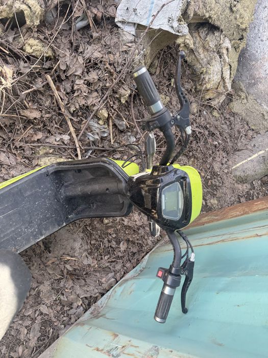 Электровелик самокат