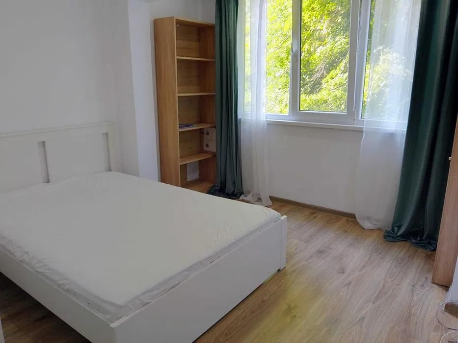 Дава се под наем Двустаен апартамент в Варна, Трошево - 50 кв.м за 409 € - Снимка #2